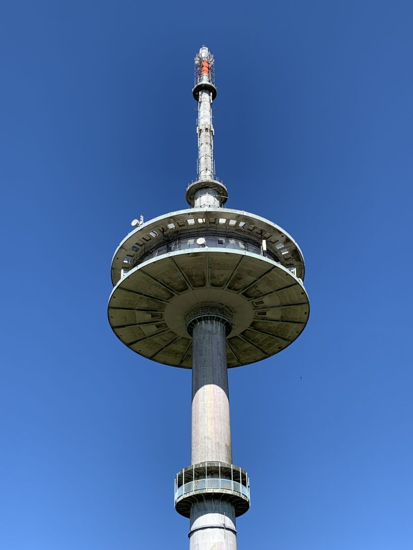 Bild des Sendeturms auf dem Bungsberg