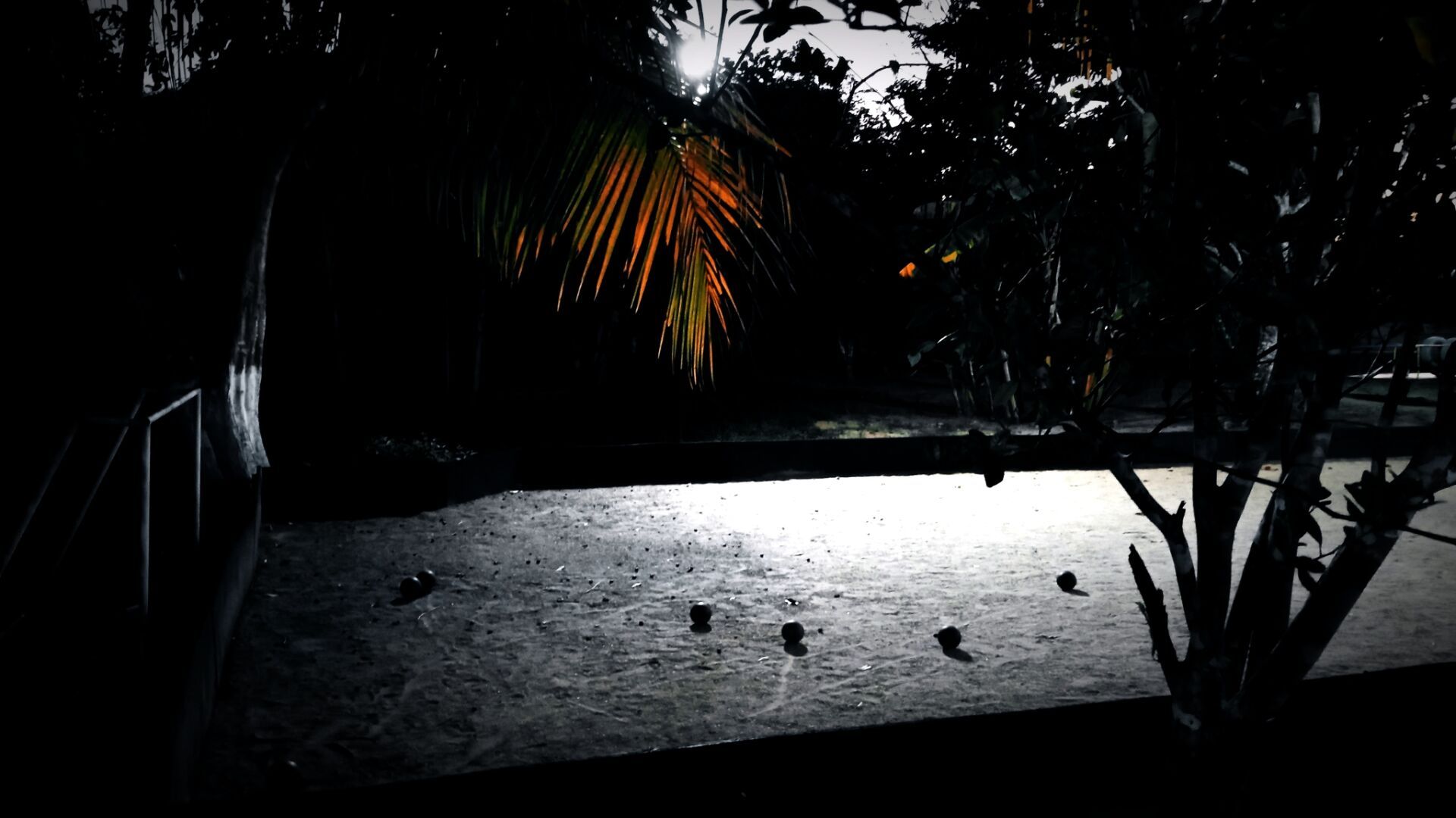 Una solitaria cancha de bochas