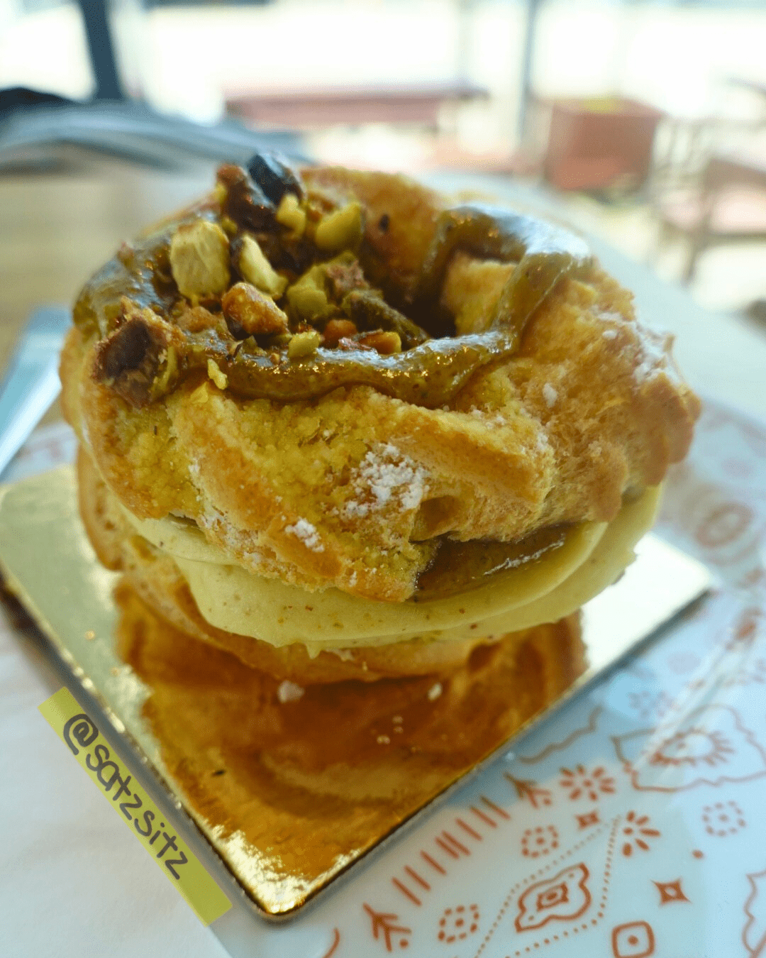 Pistazienwindbeutel in Nahaufnahme